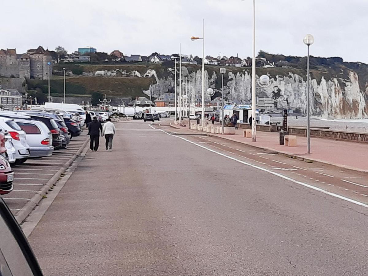Maison Entre La Plage Et Le Port Dieppe Exterior photo